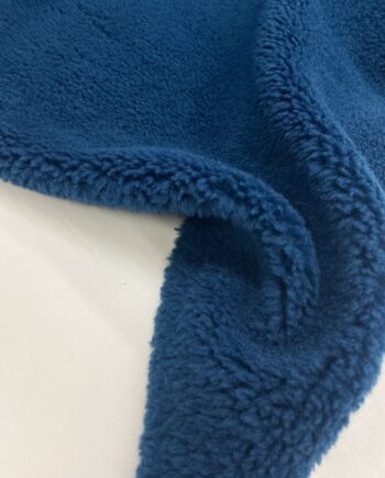 Talma Bleu Sherpa Effet Mouton Nuances Fabrics (1)